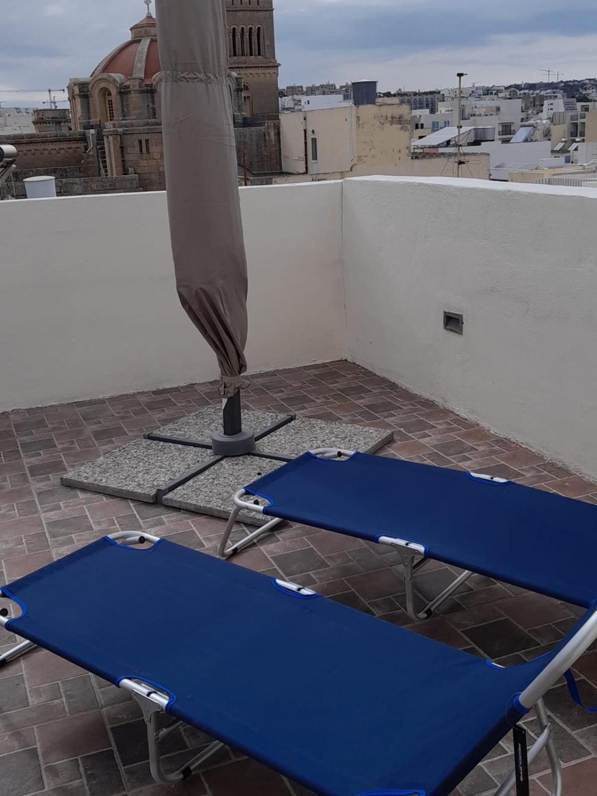 Апартаменты St Julians Sliema Penthouse 3 Minutes Walk From Seafront Экстерьер фото