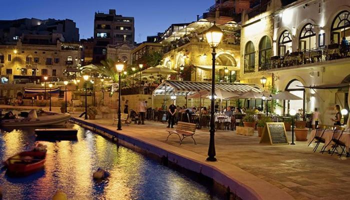 Апартаменты St Julians Sliema Penthouse 3 Minutes Walk From Seafront Экстерьер фото